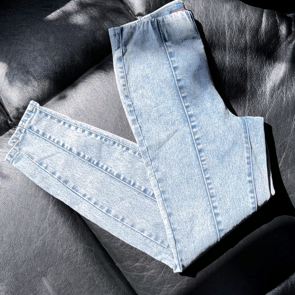 Pull On Skinny Jeggings | Light Stone Washed | Juniors Size S (3-5)